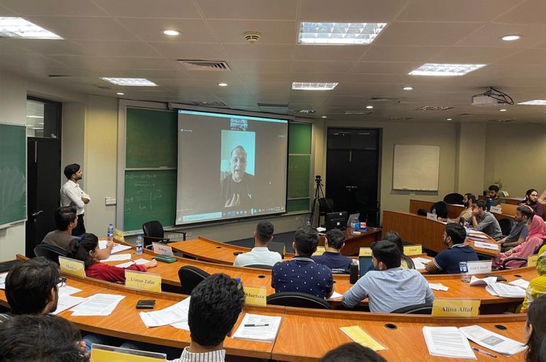 Guest-Speaker-Asad-Sheikh-of-Foodies-'R-Us-at-LUMS-MBA-Influencer-Marketing-Class