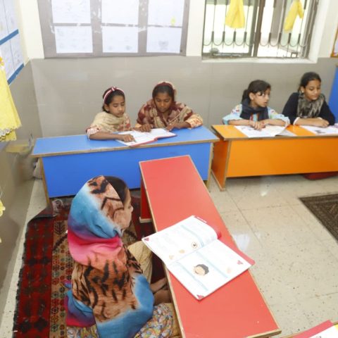 Rotary Club Lahore Corporate Donates Foam Cushions to Dastras Foundation