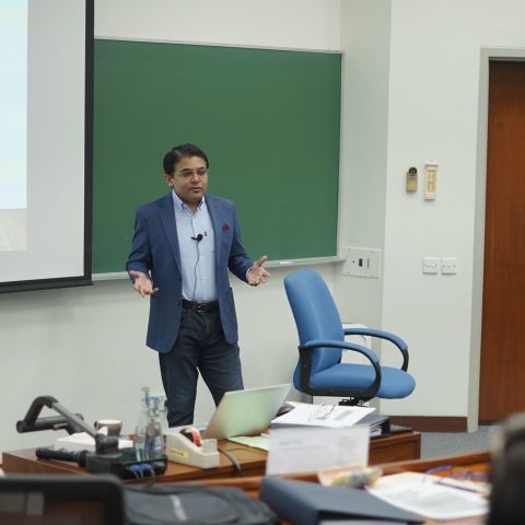 Delivering a Leadership Module on Executive Presence and Strategic Influence at REDC LUMS5